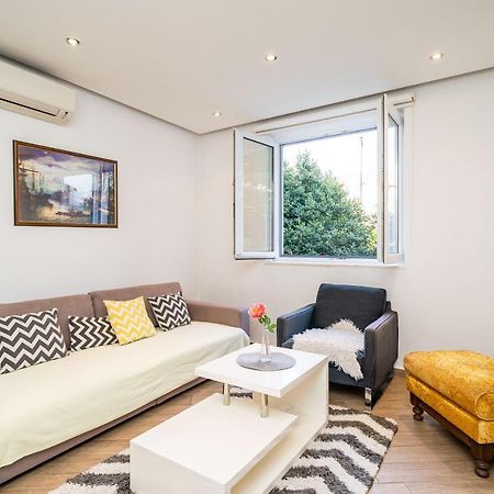 Spacious Two Bedroom Apartment Dubrovnik Exterior photo